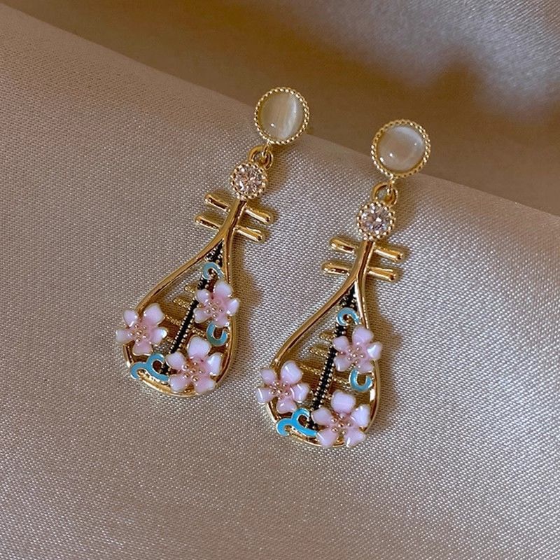 Floral Enamel Pipa Drop Earring
