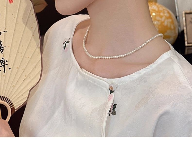 Floral Enamel Pipa Drop Earring