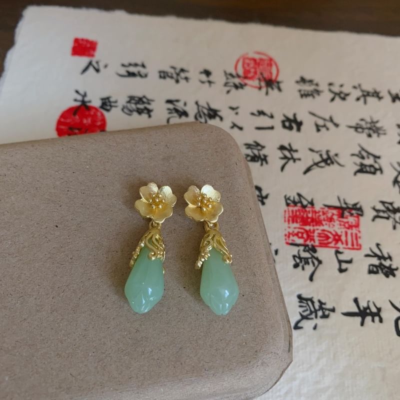 Floral Faux Earring Drop Jade
