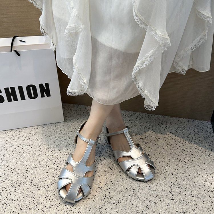 Sandals Gladiator Cut Low