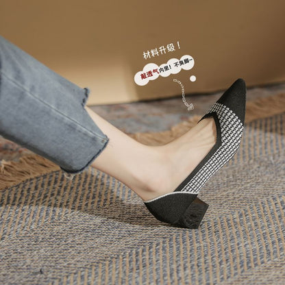 Heel Pointed Chunky Pumps