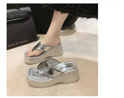 Wedge Platform Flip-Flops Heel