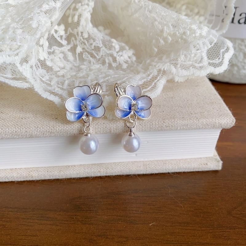 Clip Faux / On Earring Flower Pearl Drop