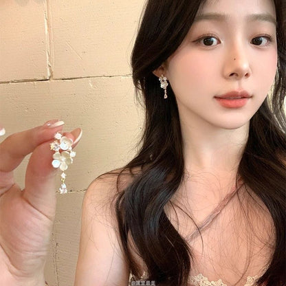 Rhinestone Drop Alloy Earring Floral