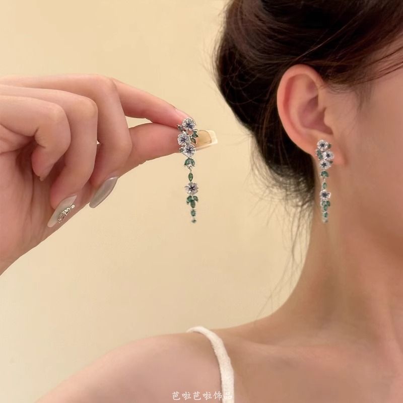 Floral Dangle Alloy Earring