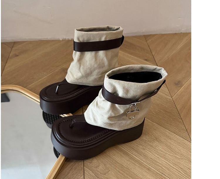 Platform Thong Padlock Panel Boots