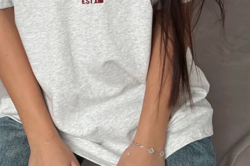 Crew Neck Elbow-Sleeve Embroidered Lettering Tee