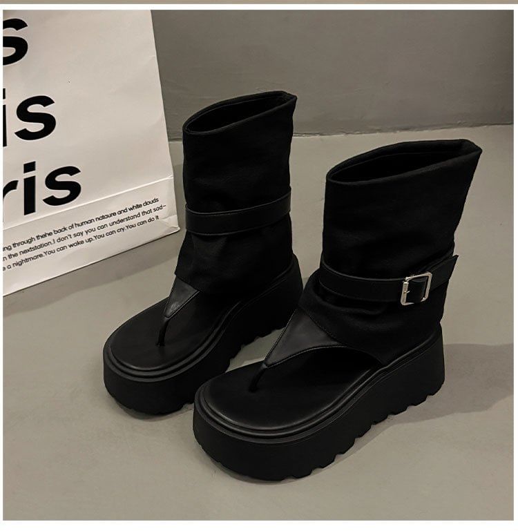 Boots Short Platform Thong