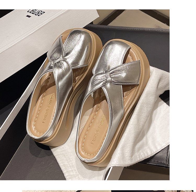 Plain Mules Cross Platform