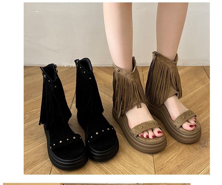 Plain Studded Short Boots Platform