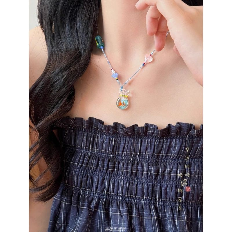 Beaded Pendant Goldfish Necklace