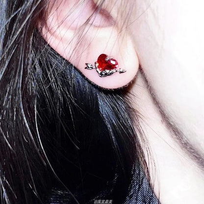Heart Ear Rhinestone Stud