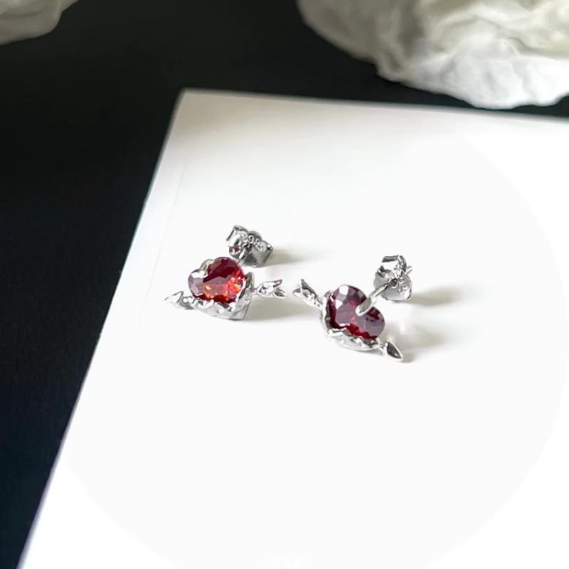 Heart Ear Rhinestone Stud