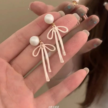 Faux Pearl Bow Jacket Ear