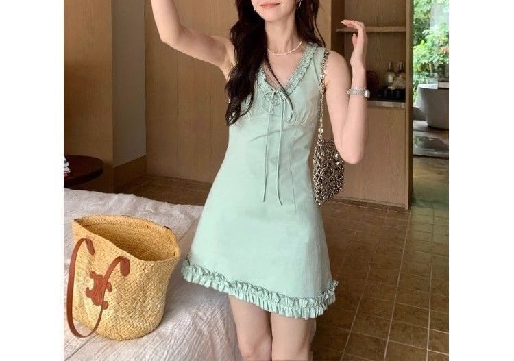 Trim Dress Sleeveless Mini Ruffle V-neck
