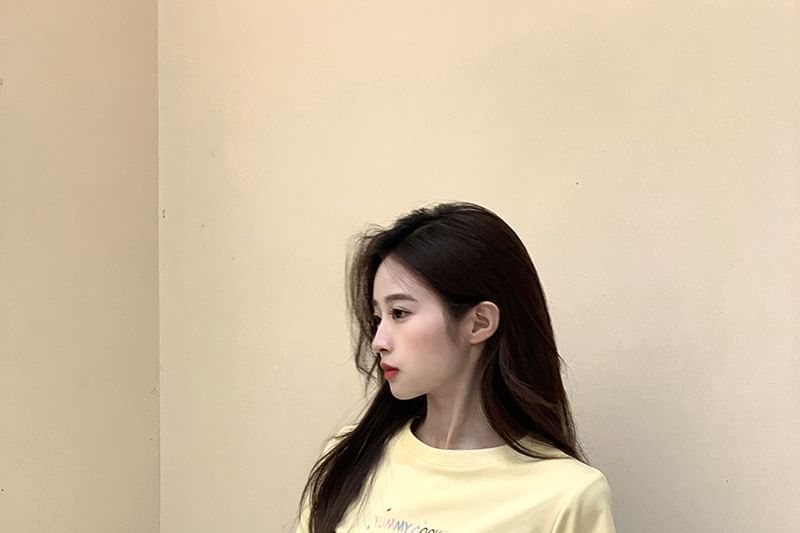 T-Shirt Embroidered Crewneck Short-Sleeve Crop