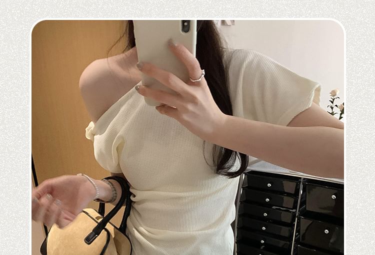 Asymmetrical Plain Tee Short-Sleeve