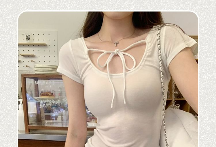 Plain Top Crop U-Neck Short-Sleeve