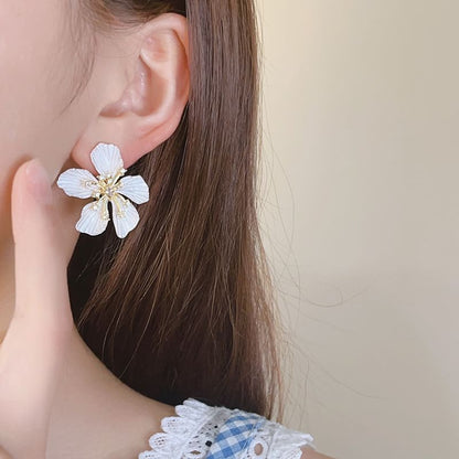 Statement Earring Floral Alloy