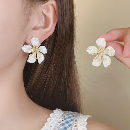 Statement Earring Floral Alloy