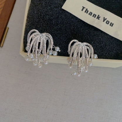 Faux Fringed Firework Pearl Alloy Earring