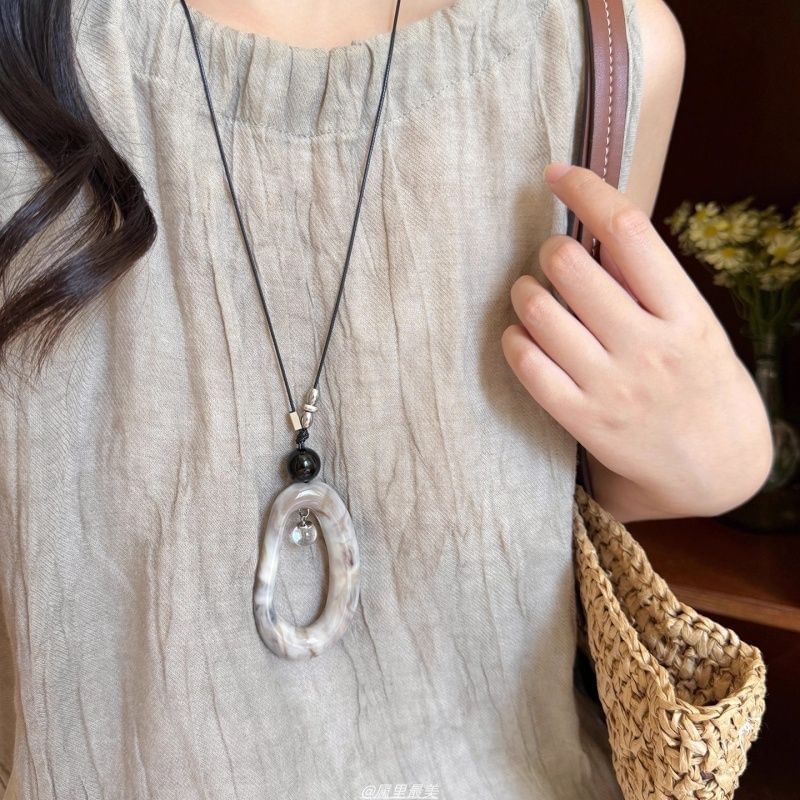 Pendant Resin Necklace Cord Irregular Hoop