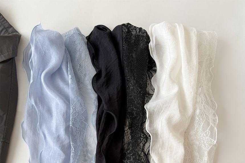 Edge Lace Panel Lettuce Scarf