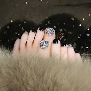 Embellished Faux Toe Nail Tips