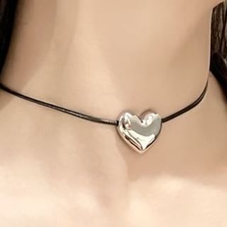 Cord Choker Heart