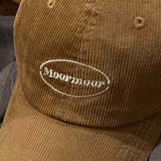 Cap Corduroy Lettering