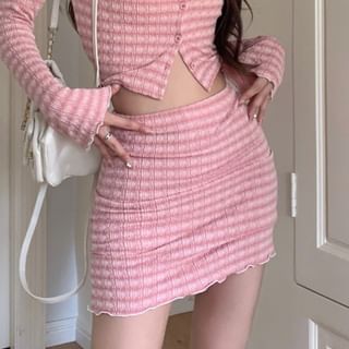 Round Neck Striped Button Jacket / High Waist Mini Pencil Skirt