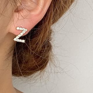 Rhinestone Lettering Ear Stud