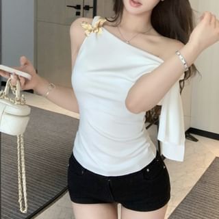 Plain Shoulder Sleeveless Tie-Up One Top