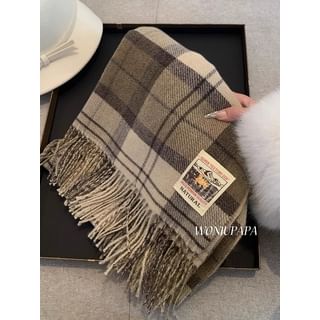 Plaid Fringed Trim Applique Scarf