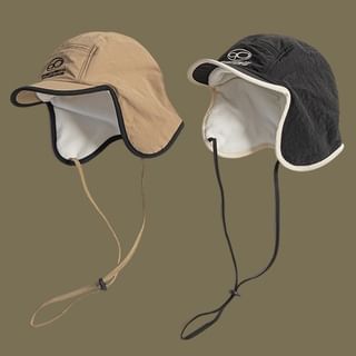 Trapper Print Lettering Hat