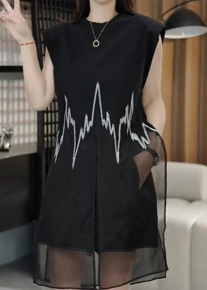 Side Embroidered Sleeveless O-Neck Top Mid New Black Open