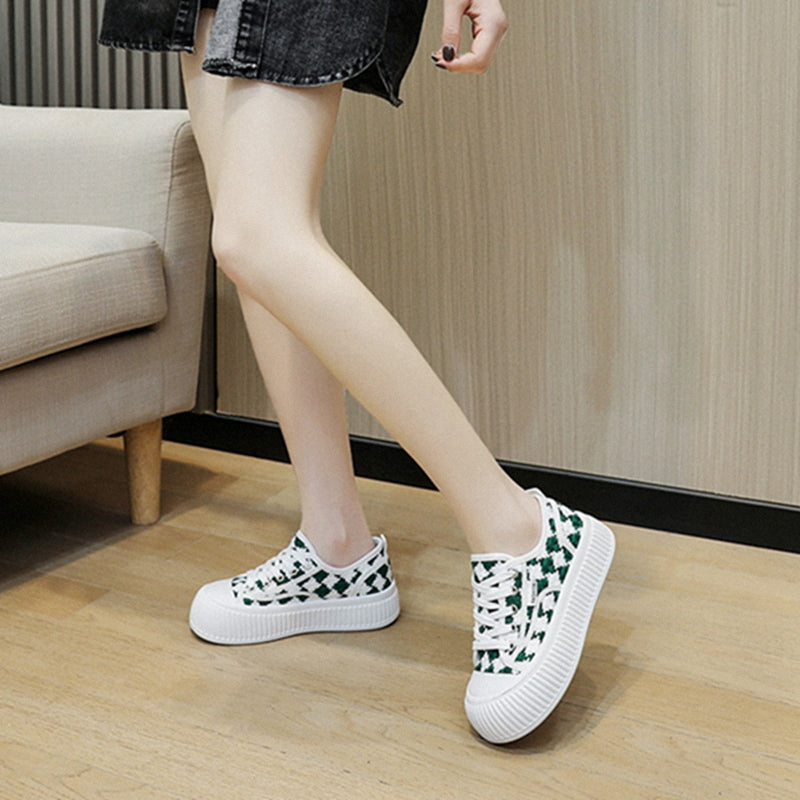 Cute Black White Candy Diamond Sneakers ON871 Wonderland Case