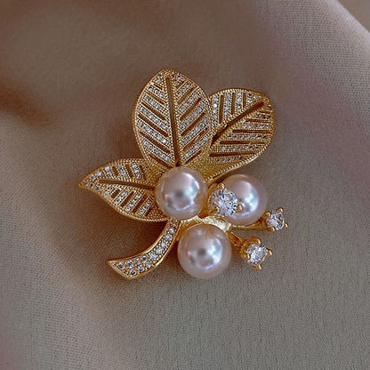 Brooch Steel Pearl