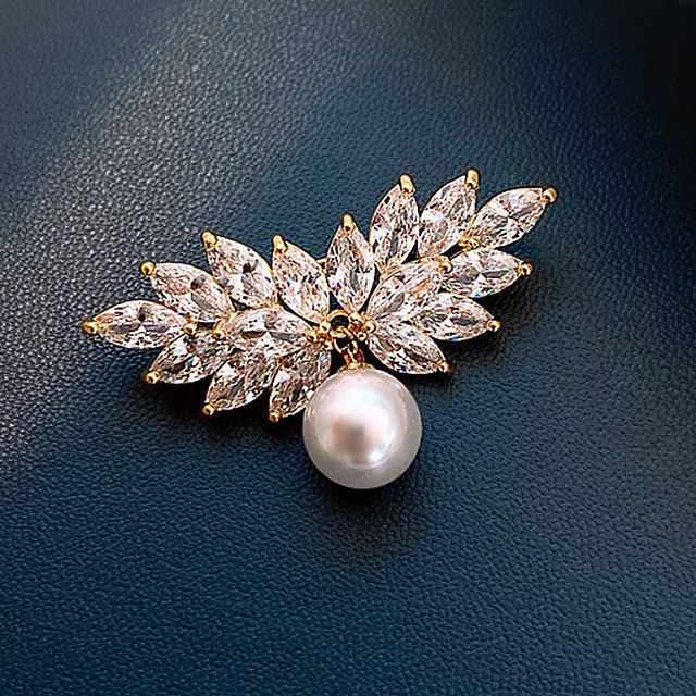 Brooch Steel Pearl