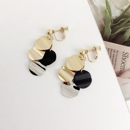 Alloy Fringed Disc Earring