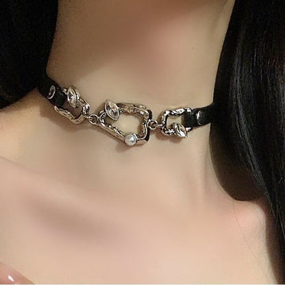 Irregular Chunky Alloy Choker