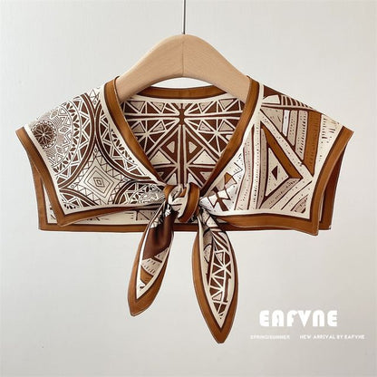 Collar Decorative Print