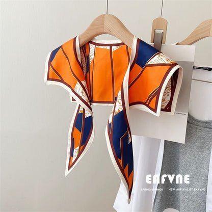 Collar Decorative Print