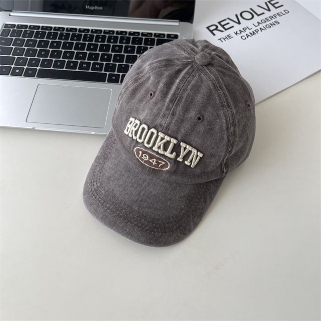 Lettering Baseball Cap