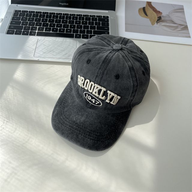 Lettering Baseball Cap