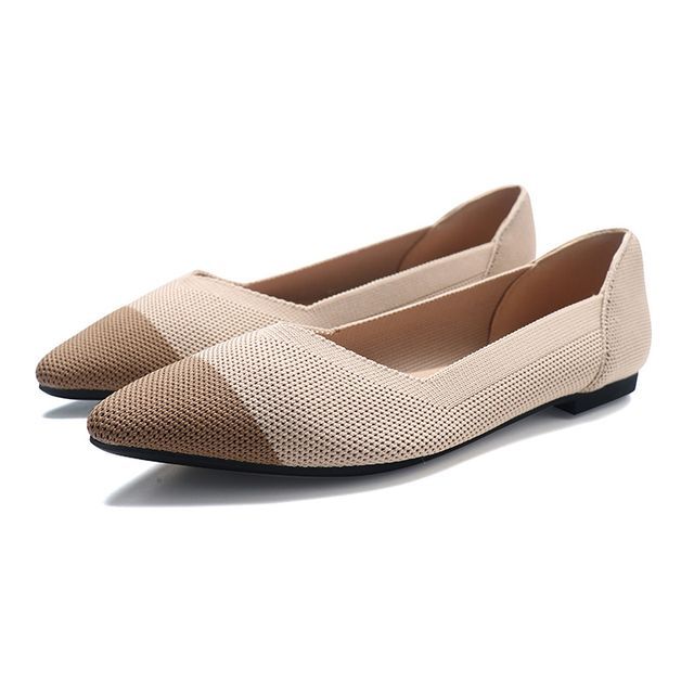 Pointy-Toe Knit Flats