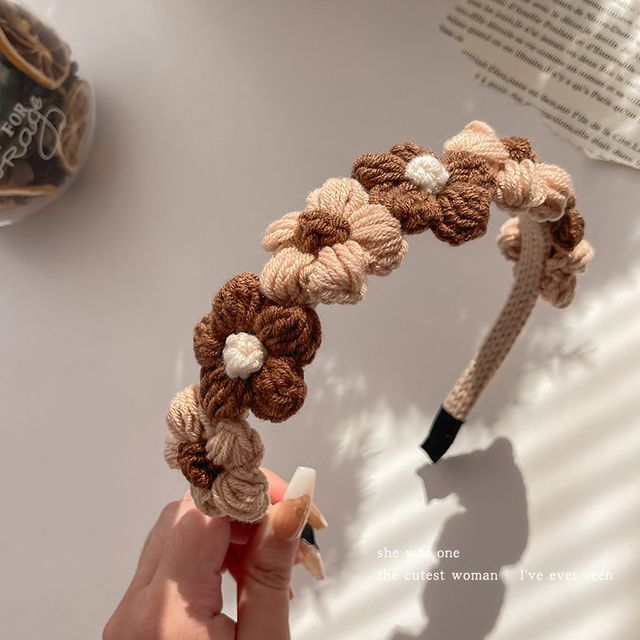 Floral Yarn Hair Clamp / Hair Clip / Headband