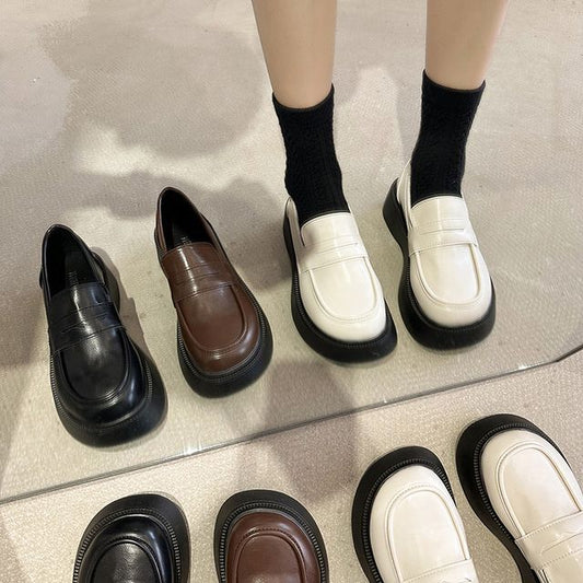 Loafer mit Plateausohle aus Kunstleder