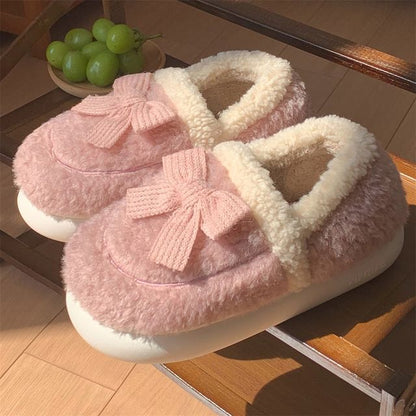 Label Applique Fluffy Slippers