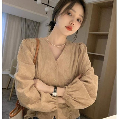 Long-Sleeve V-Neck Plain Ruched Button-Up Blouse